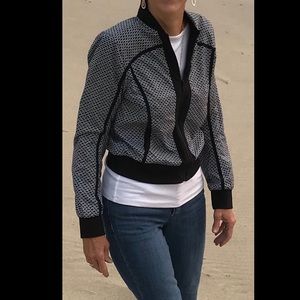 Lululemon reversible bomber